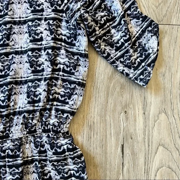 Minimum Mini Dress - Picture 2 of 4